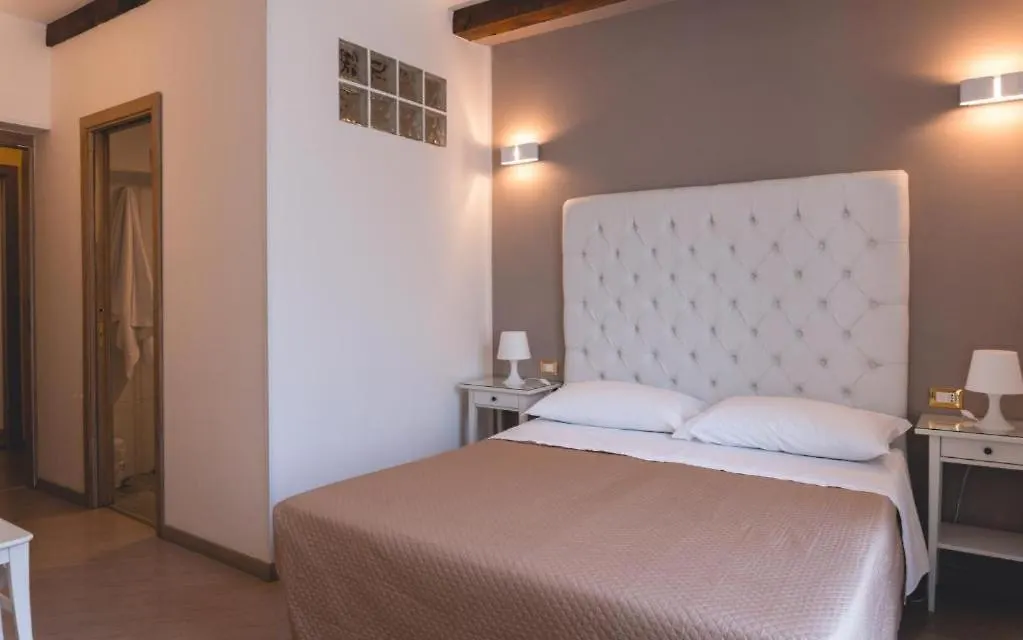 Fata34 Luxury B&B Reggio di Calabria 3*,  Włochy